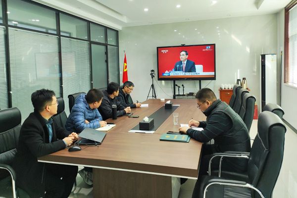 《人民日报》刊发张玉卓署名文章